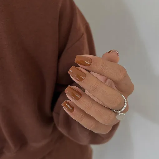 Toffee Nails — трендовый маникюр с самым «вкусным» оттенком осени