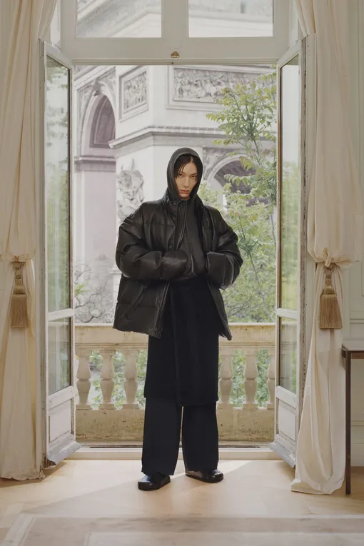 Balenciaga, весна-2024