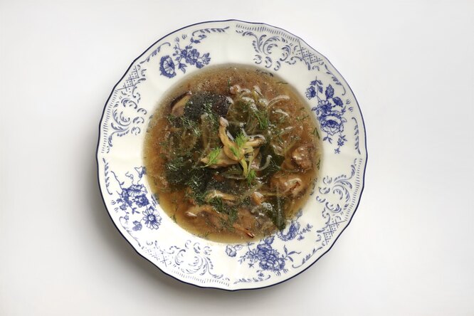 Рецепт: Суп из сушеных грибов - со сливками