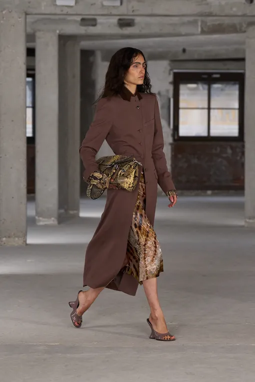 Dries Van Noten, весна-лето 2025