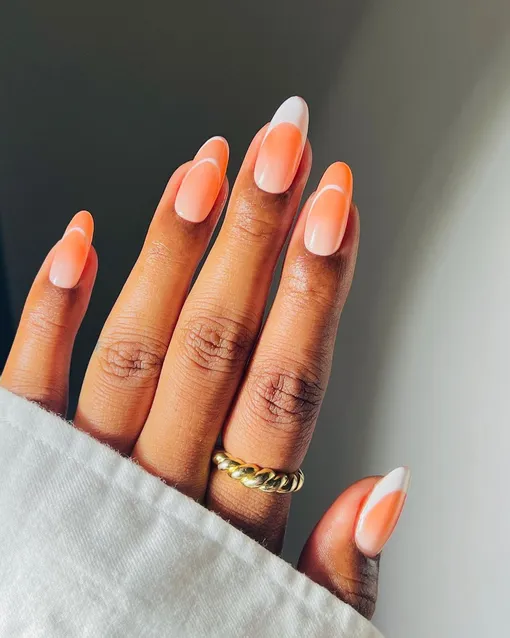 Как повторить Floating French Tip Nails