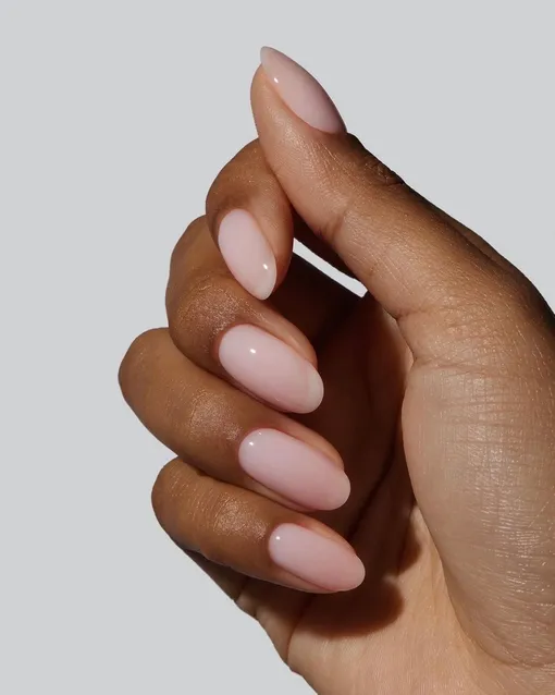 Naked french nails — самый модный маникюр этого лета