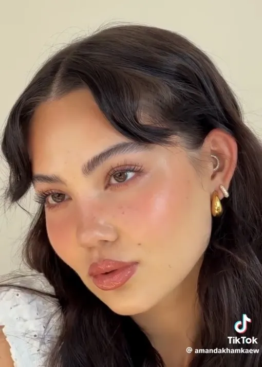 Sun kissed makeup